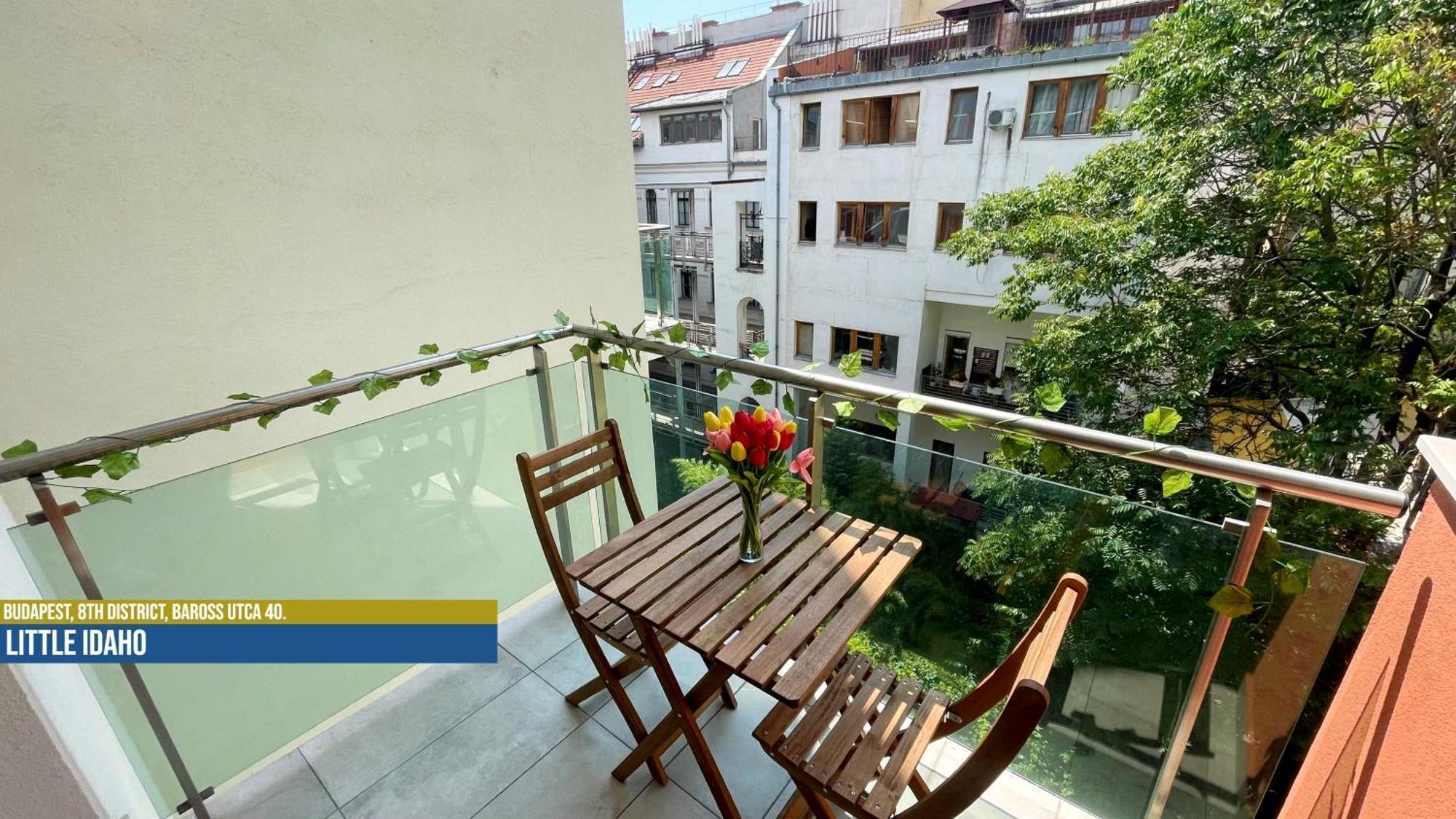 Little Americas North West Apartments Budapest Exterior photo